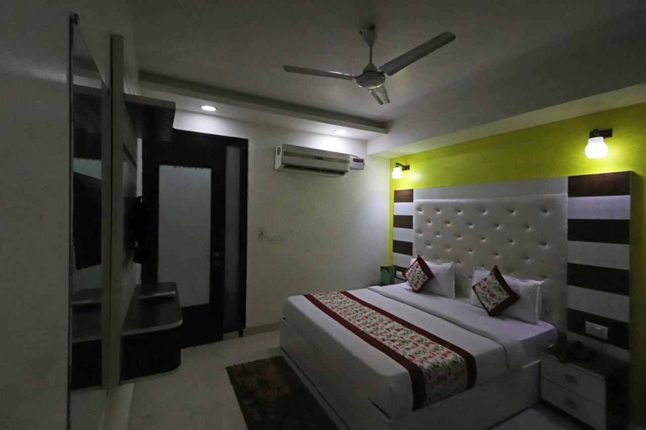 Hotel Star Inn Suite - Delhi Airport New Delhi Bagian luar foto